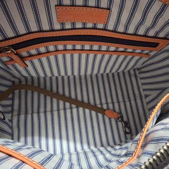 Dooney & Bourke Beacon Bag - Picture 10 of 10